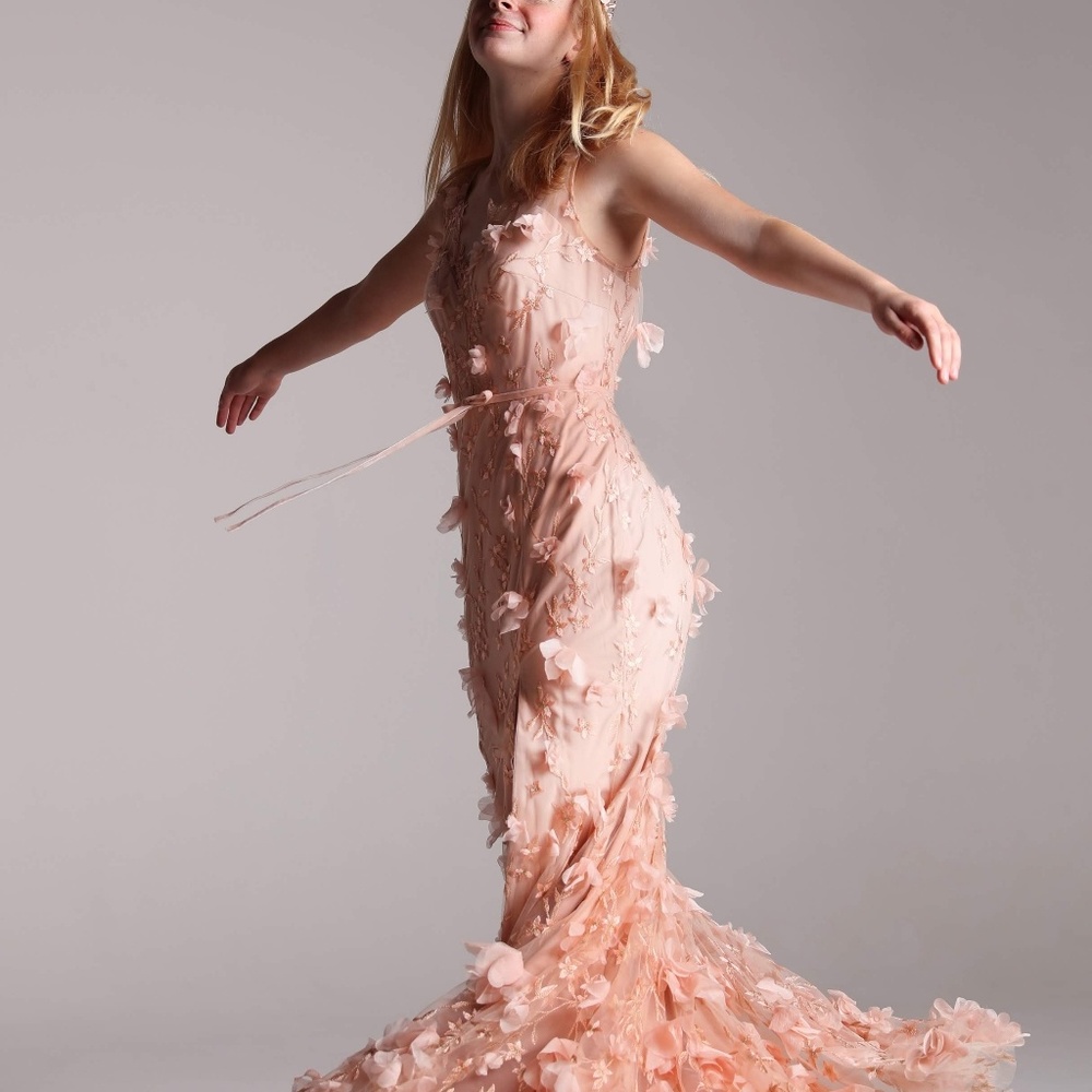 Marchesa Note gown